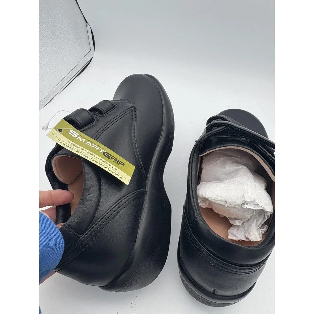 SmartGrip Shoes Mens Size 8X Black Slip Resistant Hook & Loop Work Sneakers